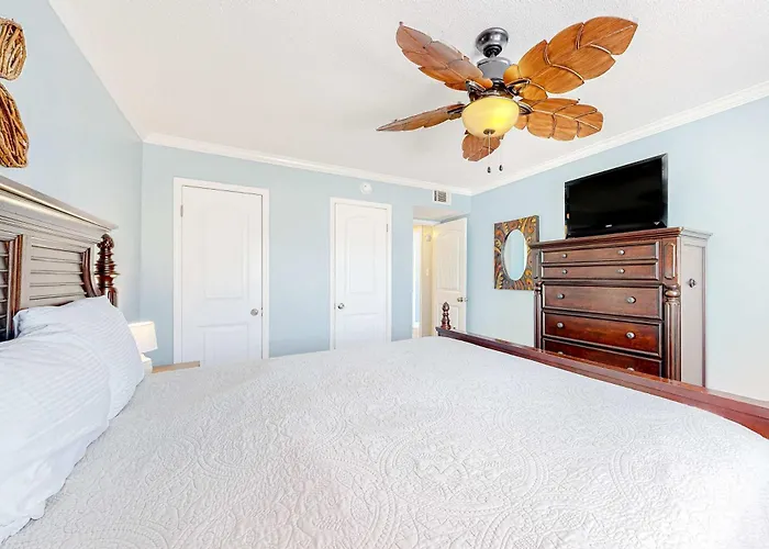 Beautiful Near The With 2 Outdoor Pools And Access Holiday home *